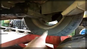 How to Find a Oil Leak | Diagnosing a bad oil pan gasket